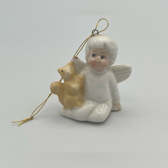 VINTAGE 4 Bone China Angels W/ Animals Ornaments Christmas Around The World - Picture 4 of 7